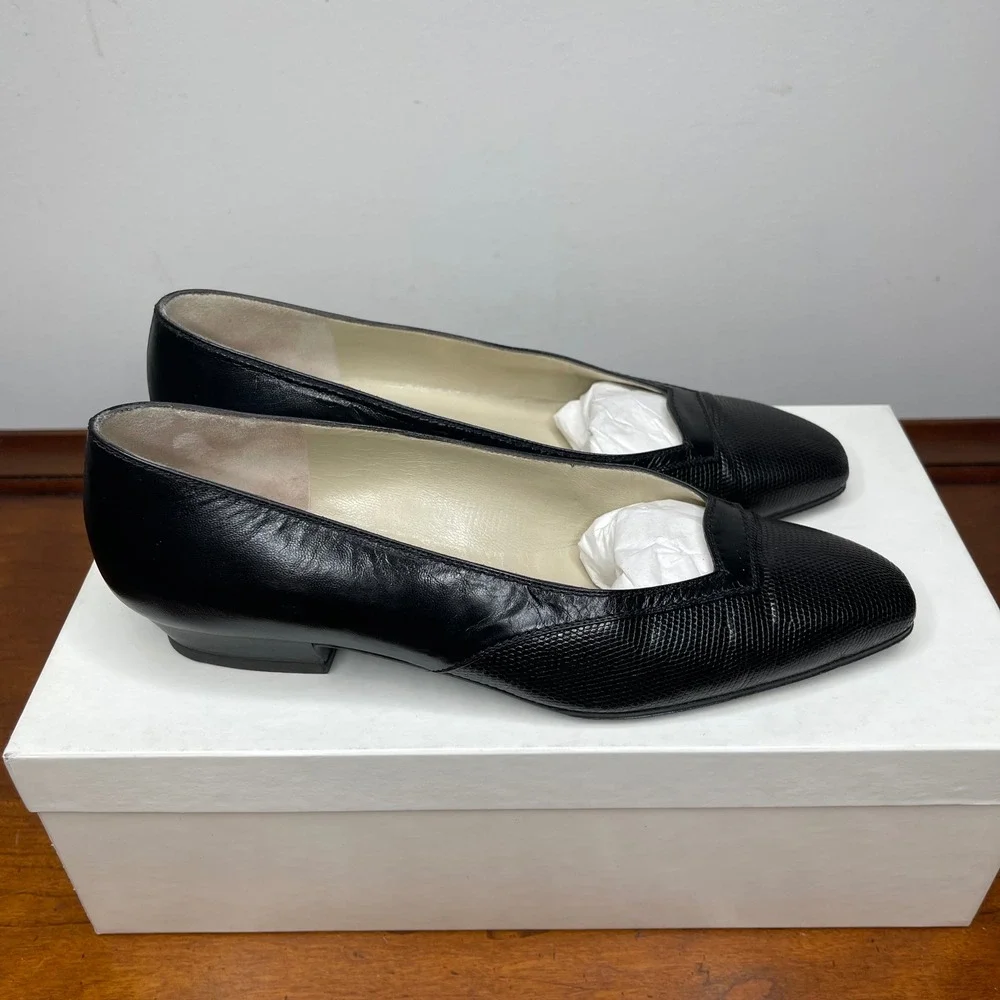 Rene Mancini Paris Black Leather Lizard Embossed Pointed Toe‎ Pumps 34.5/4.5